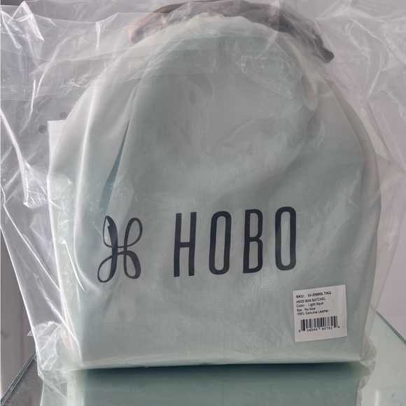 COPY - Hobo NWT hot Pink metallic leather mini crossbody/satchel with shoulder … - Picture 4 of 12